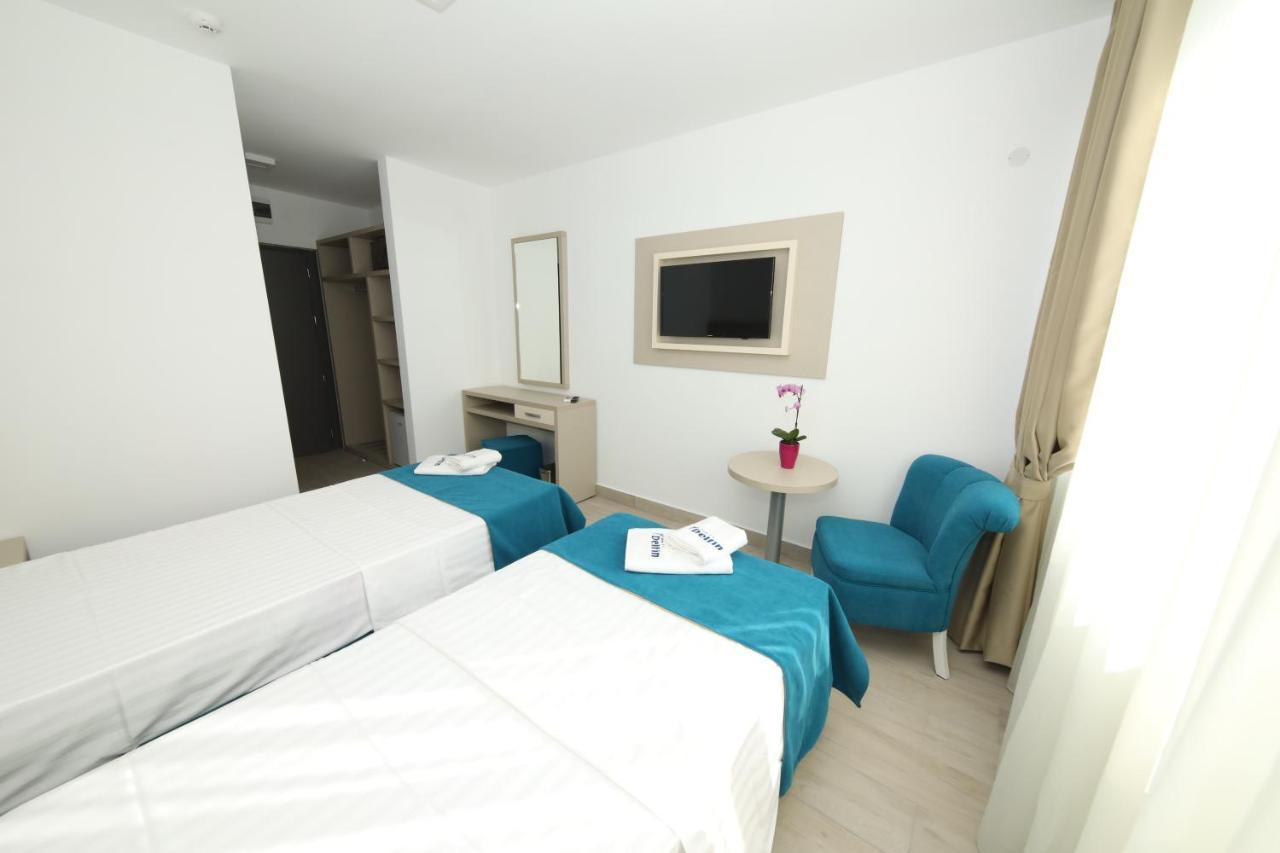 Hotel Delfin Mamaia Kültér fotó