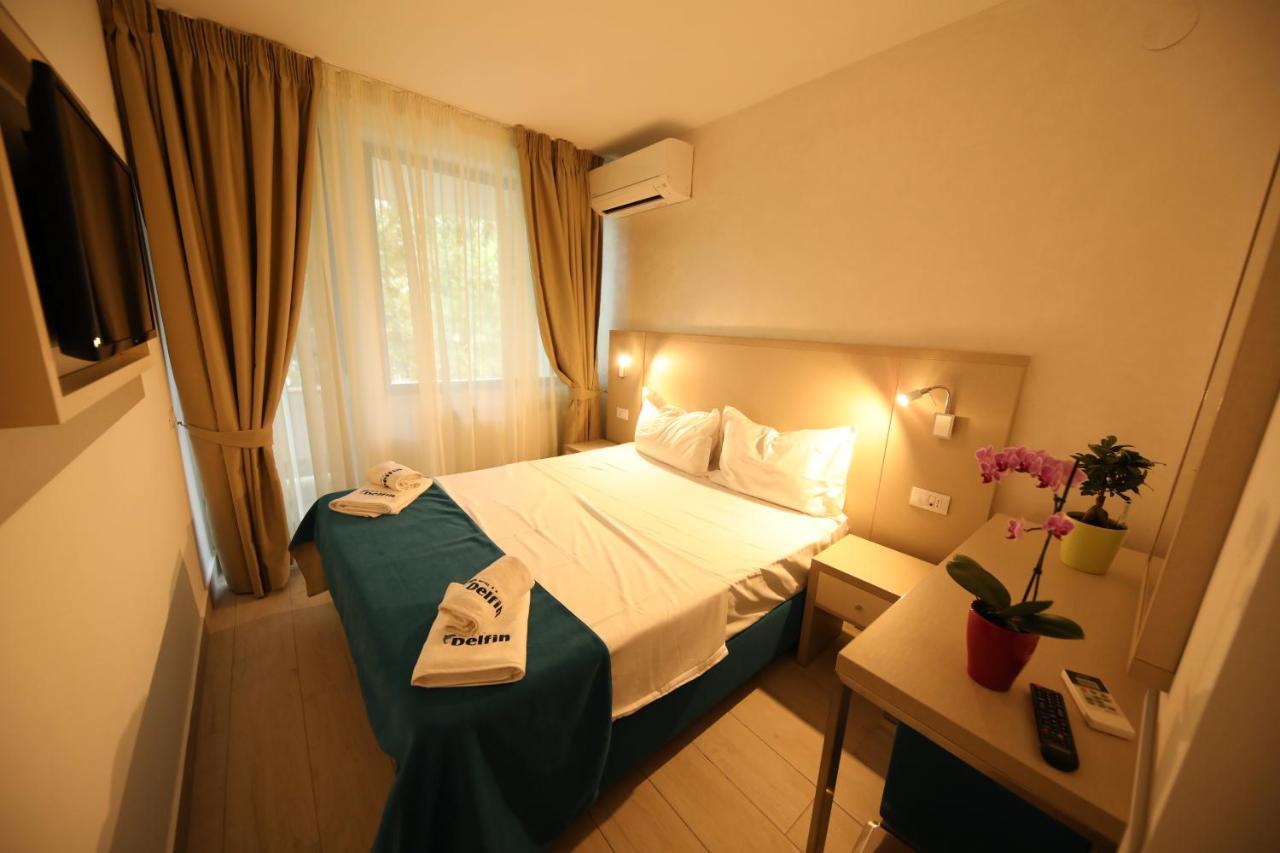 Hotel Delfin Mamaia Kültér fotó