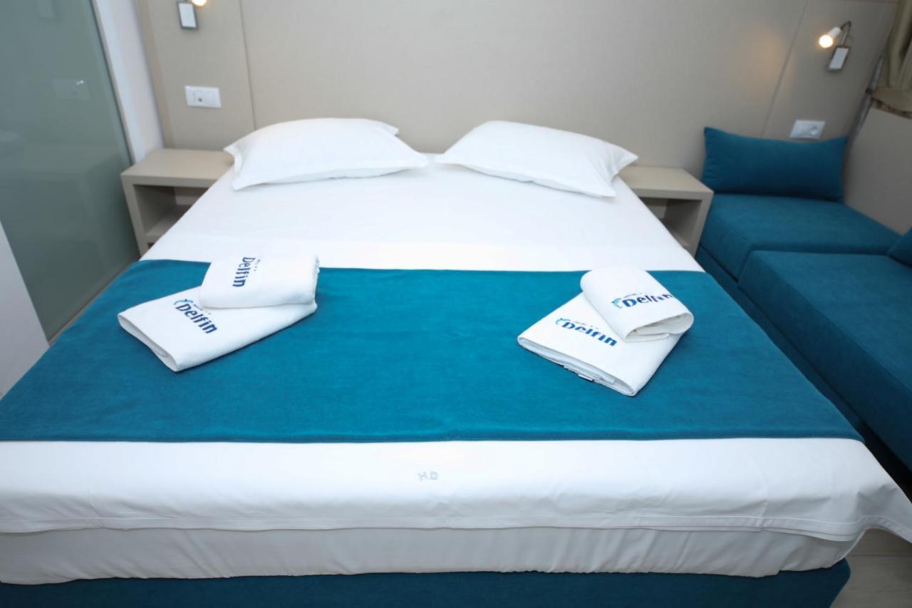 Hotel Delfin Mamaia Kültér fotó