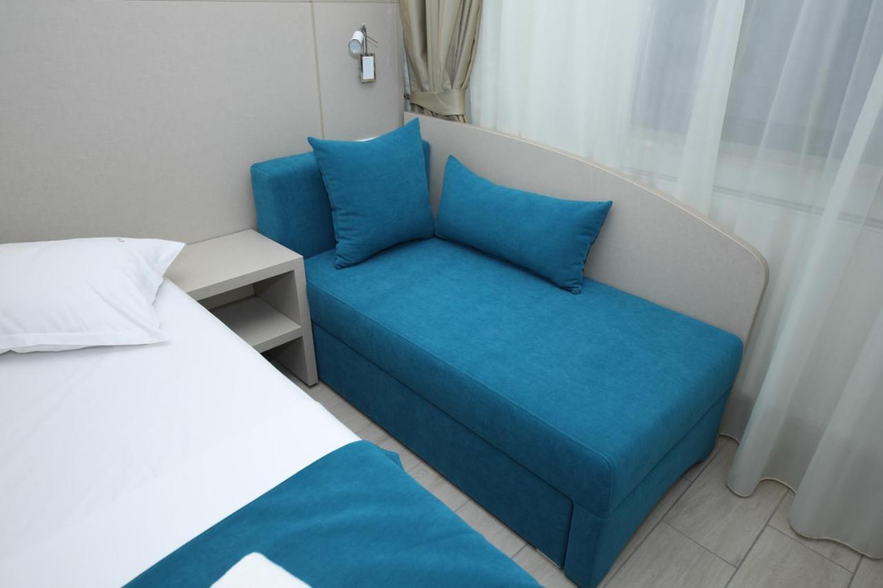 Hotel Delfin Mamaia Kültér fotó