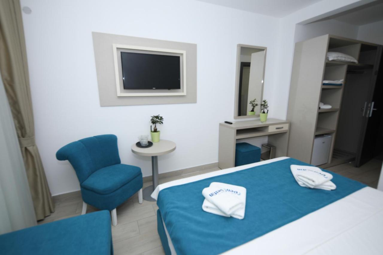 Hotel Delfin Mamaia Kültér fotó