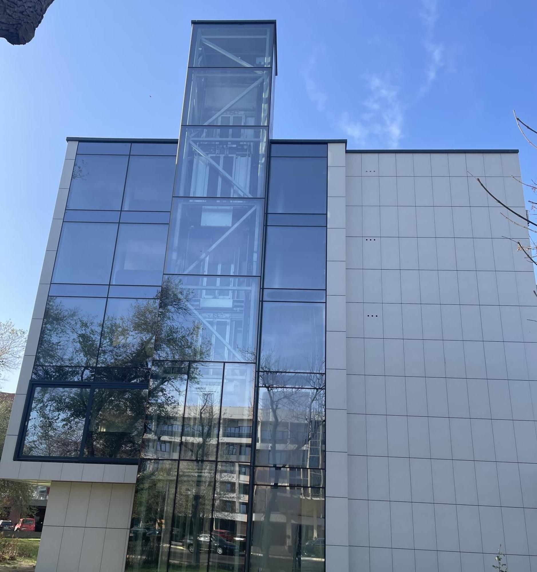 Hotel Delfin Mamaia Kültér fotó