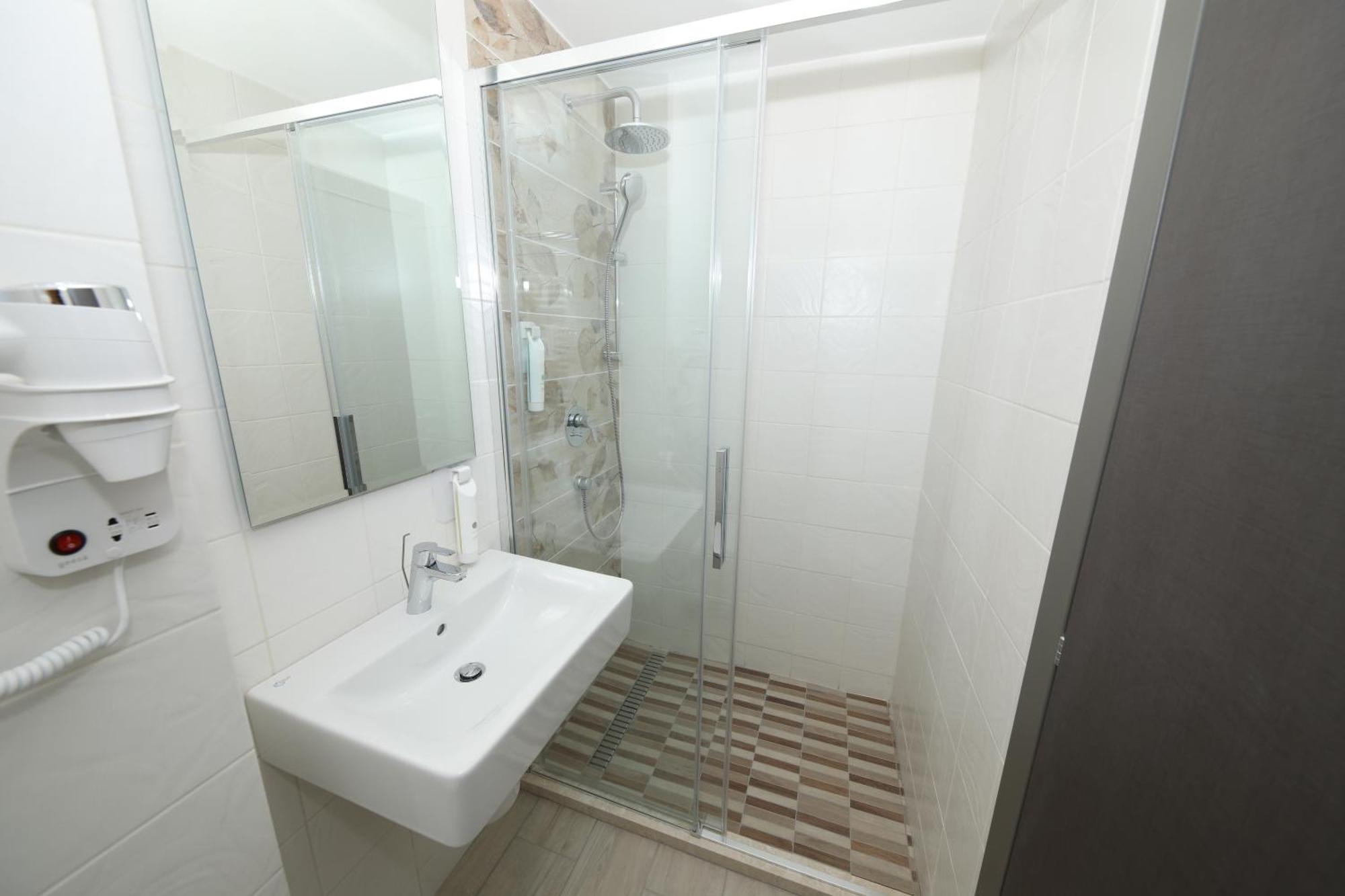 Hotel Delfin Mamaia Kültér fotó